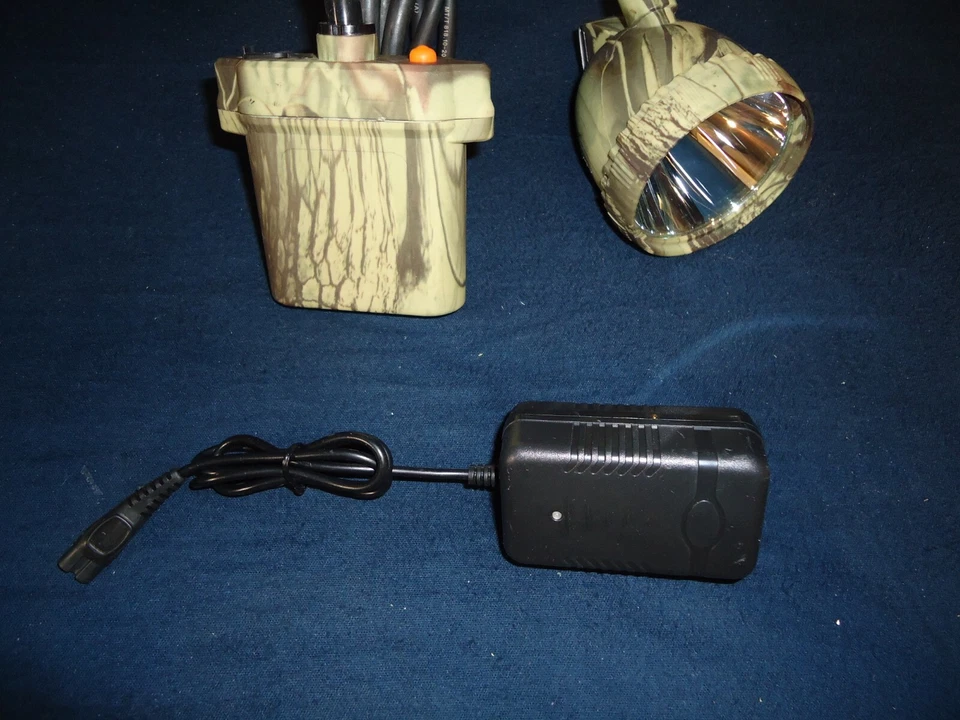 110000 LX COON HUNTING MEGA BRIGHT  LIGHT CAMO - Image 3 of 3