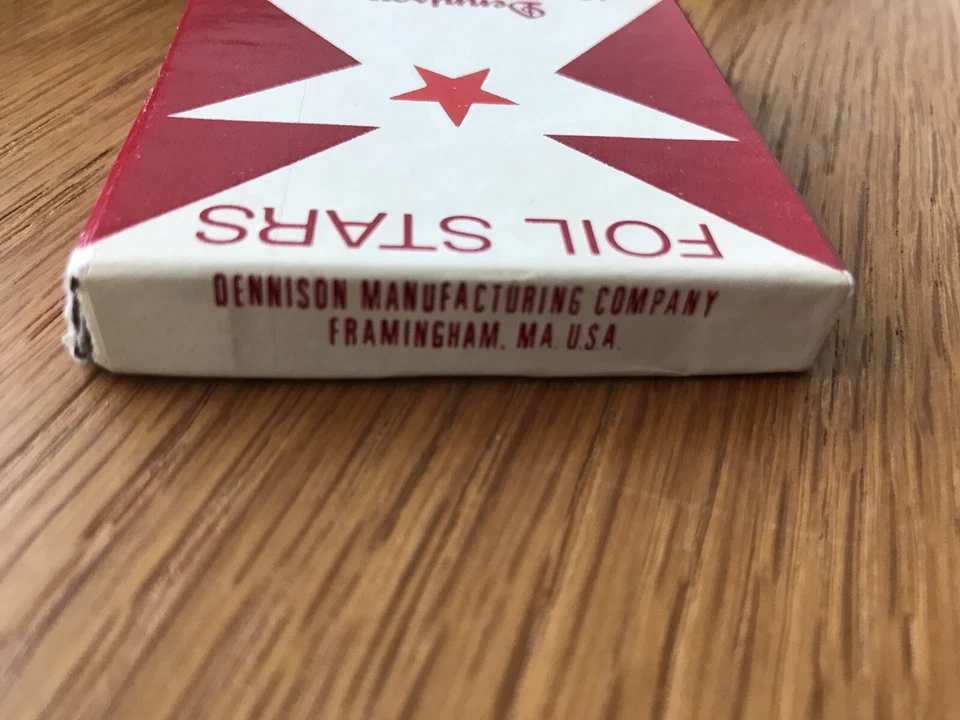 "Lote de 150 estrellas de goma Dennison Stars de colección de los años 50 Plus estrellas rojas 1/2""" Foto 3 de 4