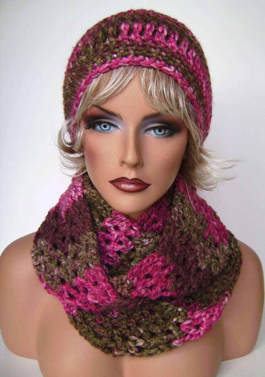 NEW SALMON PINK MULT HAND CROCHET HAT AND INFINITY SCARF SET HAND
