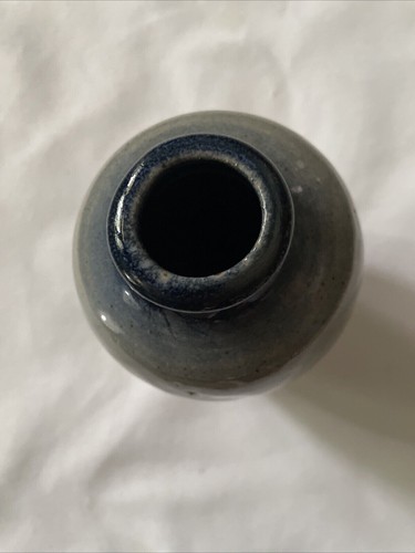 Small Handcrafted Gray & Blue Ceramic Vase With Abstract White Design - Picture 10 of 12
