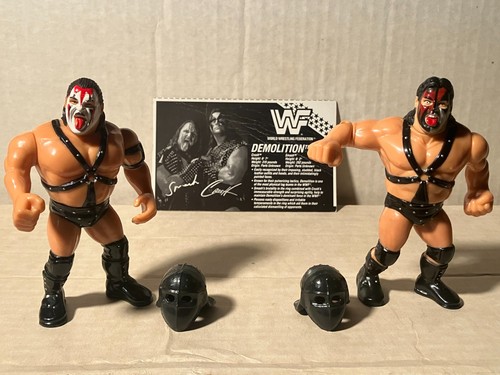 WWF Hasbro Demolition Smash & Crush W/Hoods Bio Ca...