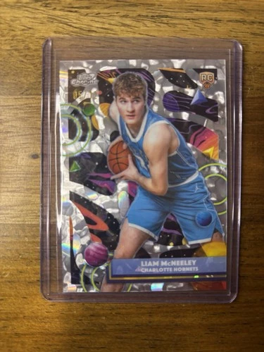 2025-26 Topps Chrome Cosmic Liam McNeeley Rookie FDI Exclusive /12 - Hornets RC