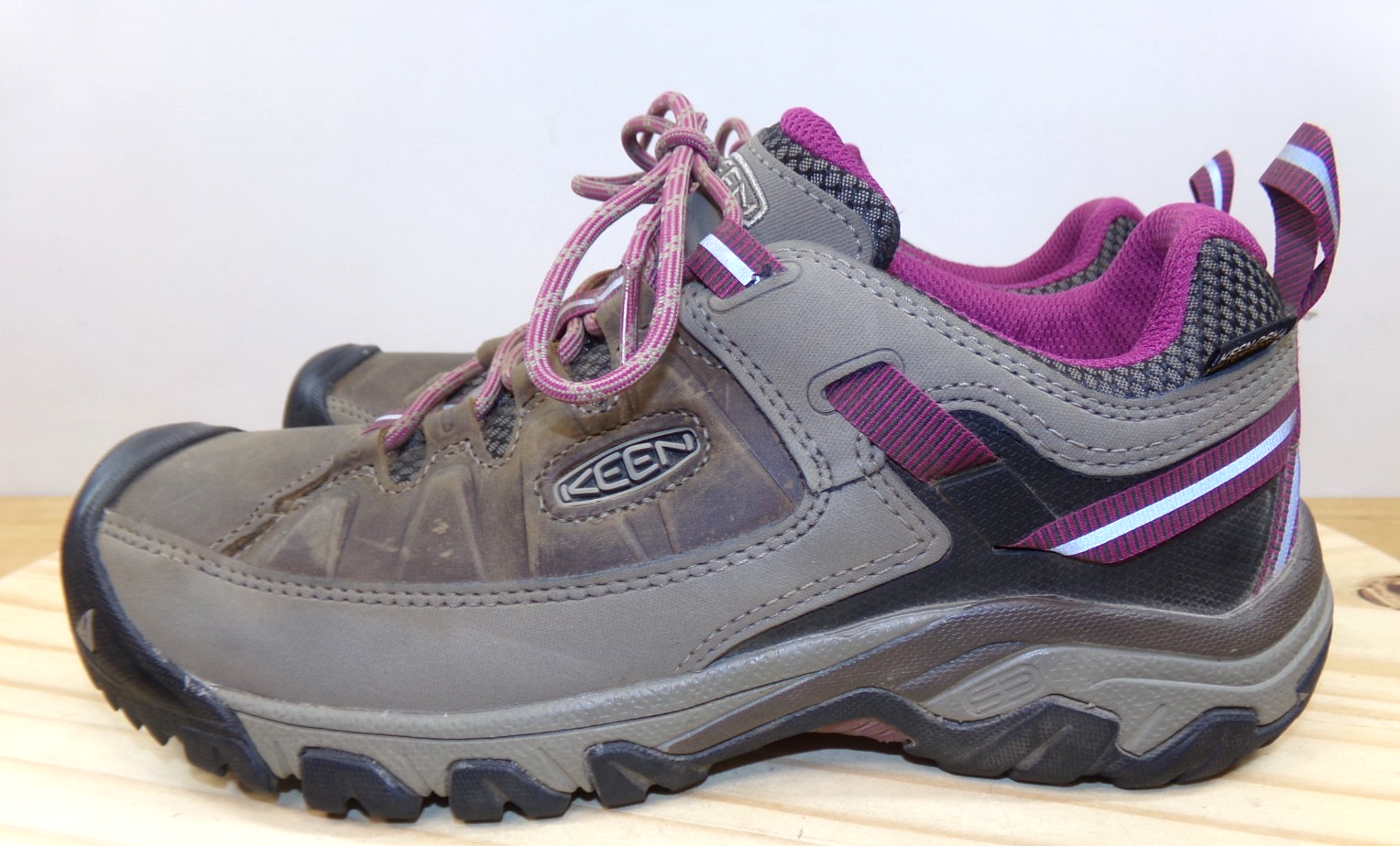 Scarpe da trekking Keen Targhee III sneakers 1018177 donna marrone taglia 9 5 basse stringate