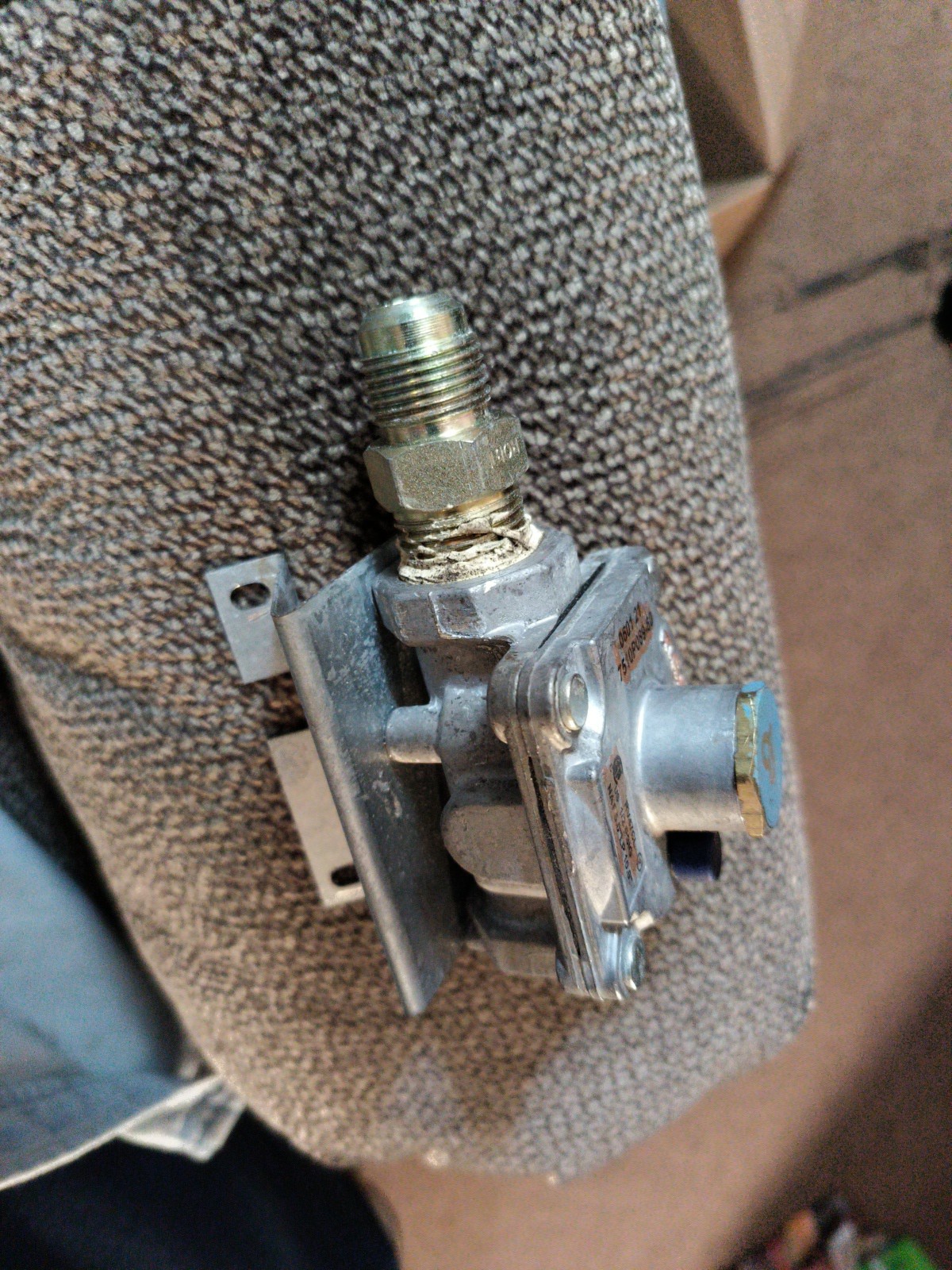 74007387 7510P089-60  MAYTAG KITCHENAID & Others RANGE OVEN PRESSURE REGULATOR