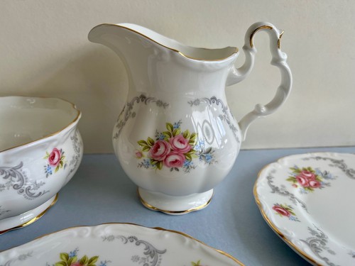 ROYAL ALBERT TRANQUILITY 20 PIECE TEA SET - GREAT CONDITION O794 - Photo 10/20