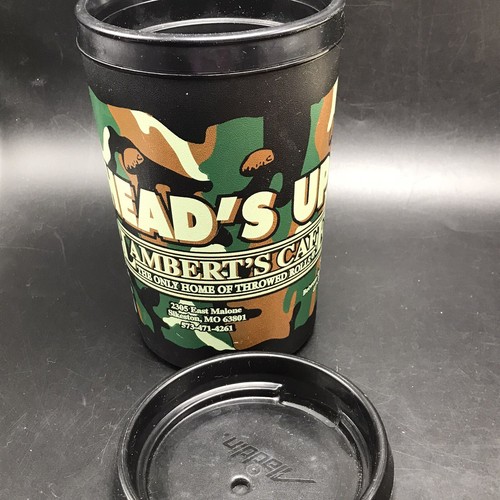 Tazza tazza da viaggio Lamberts Cafe 32 oz nera mimetica casa dei rotoli lanciati Thermo-Serv