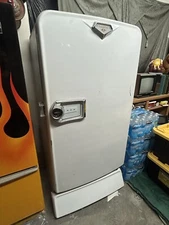 vintage hotpoint refrigerator