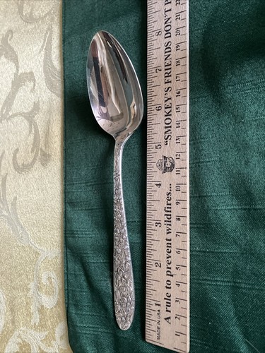 National Silver Co 1935 NARCISSUS 8" Serving Spoon