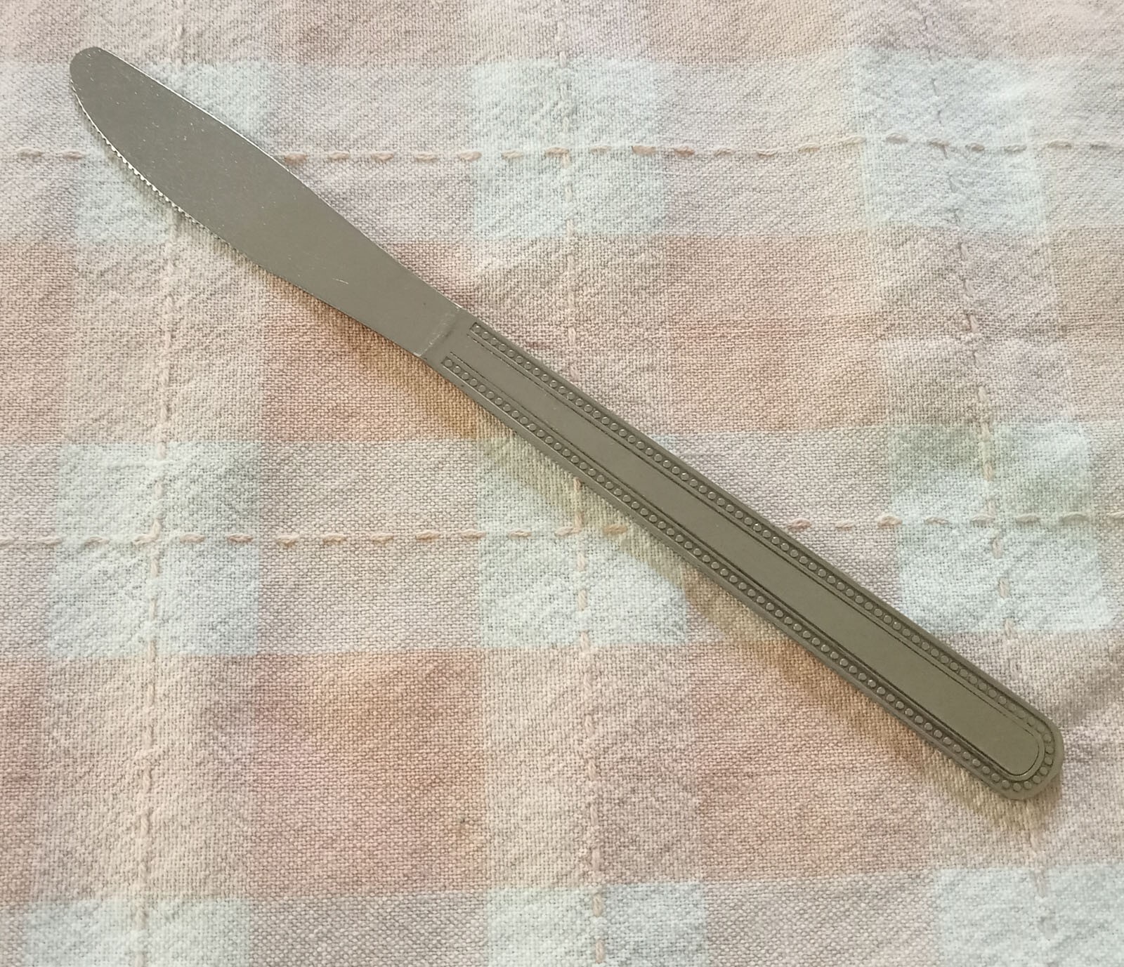 4 New Bead Edge Table Knives eBay