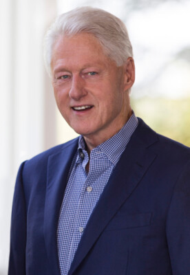 Bill Clinton 4'' x 6'' Re-Print Photo  with FREE acid free clear Top Loader 1