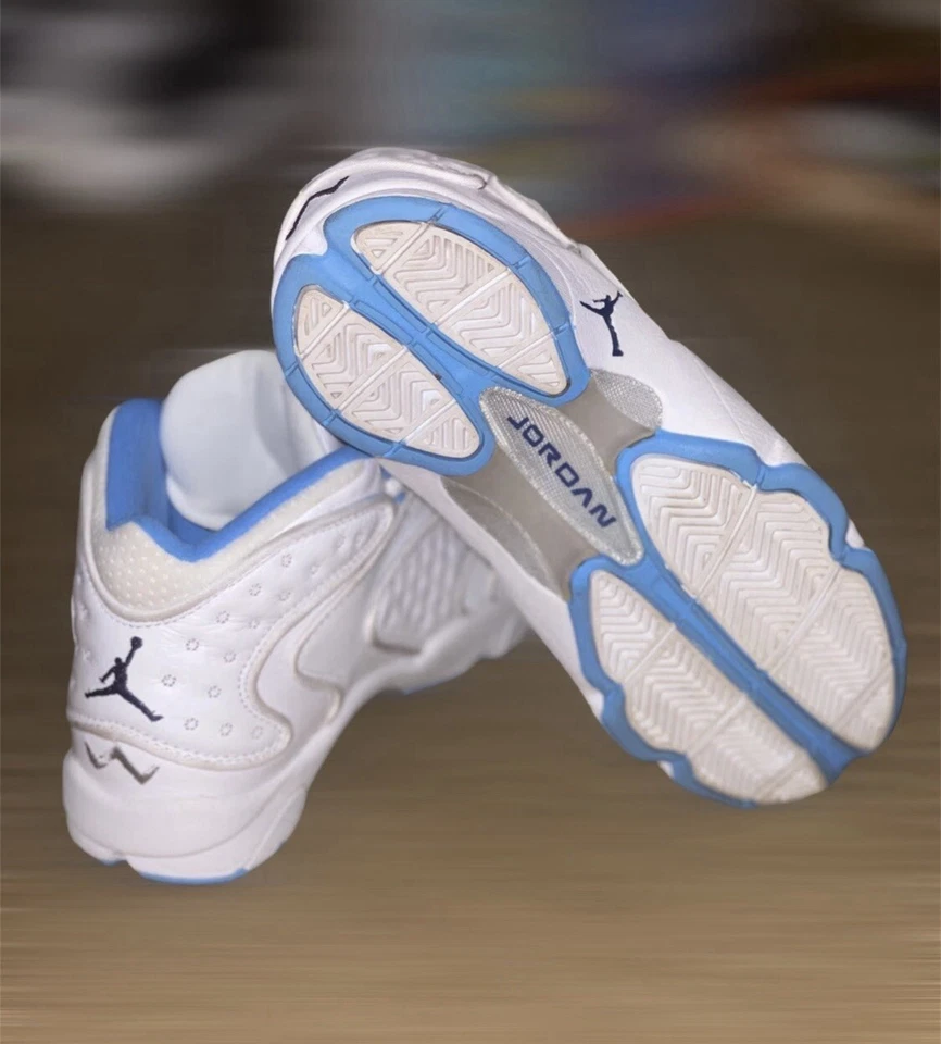 Talla 7.5 - Air Jordan OG UNC W - CW1106-100 Foto 2 de 4