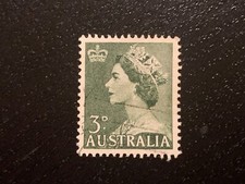 1953 AUSTRALIA QUEEN ELIZABETH DEFINITIVES NO WMK 3D GREEN QEII - FINE USED
