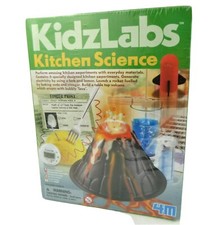 Toysmith KidzLabs Kitchen Science Six Amazing Fun Educational Experiments 8  Up