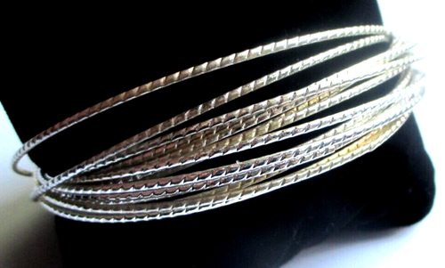 Bracelet Semainier Rigide Vintage - 14 Joncs Argent Et Or - Parfait état - Pour Femme