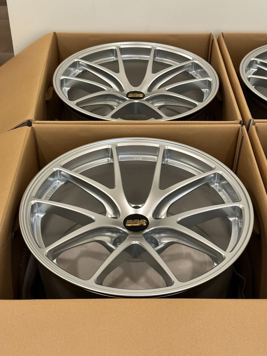 BBS RI-A 18x9.5 +22 5x114.3 Diamond Silver (SET) | eBay BBS RI-A 18x9.5 +22 5x114.3 Diamond Silver (SET) | eBay
