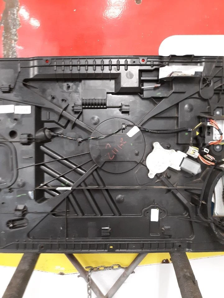 2015 DODGE RAM 4500 5500 FRONT LEFT Window Regulator 2 DOOR 4CJ9442SA - Image 3 of 4