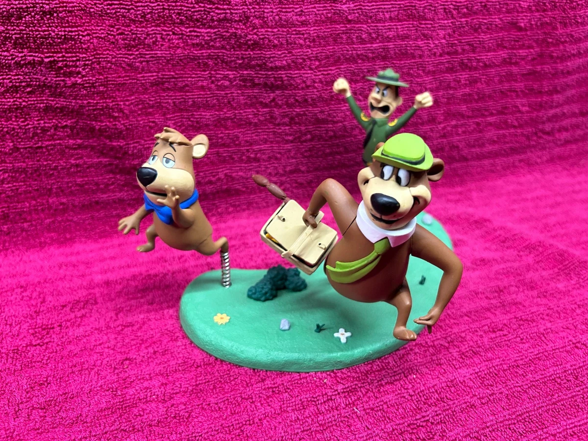 McFarlane Toys 6" Hanna Barbera - Yogi Bear - Boo Boo - Ranger Smith set