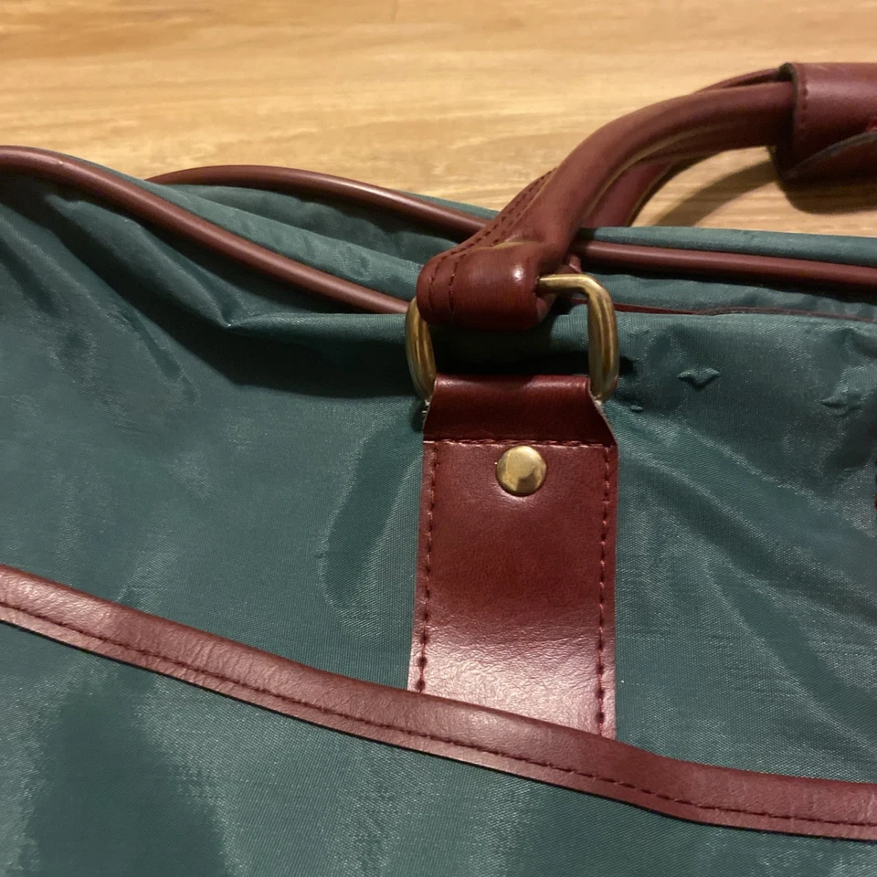 Vtg Green Travel Duffel Bag 22” Red, Green And White Stripe Brown Leather Handle - Image 3 of 4