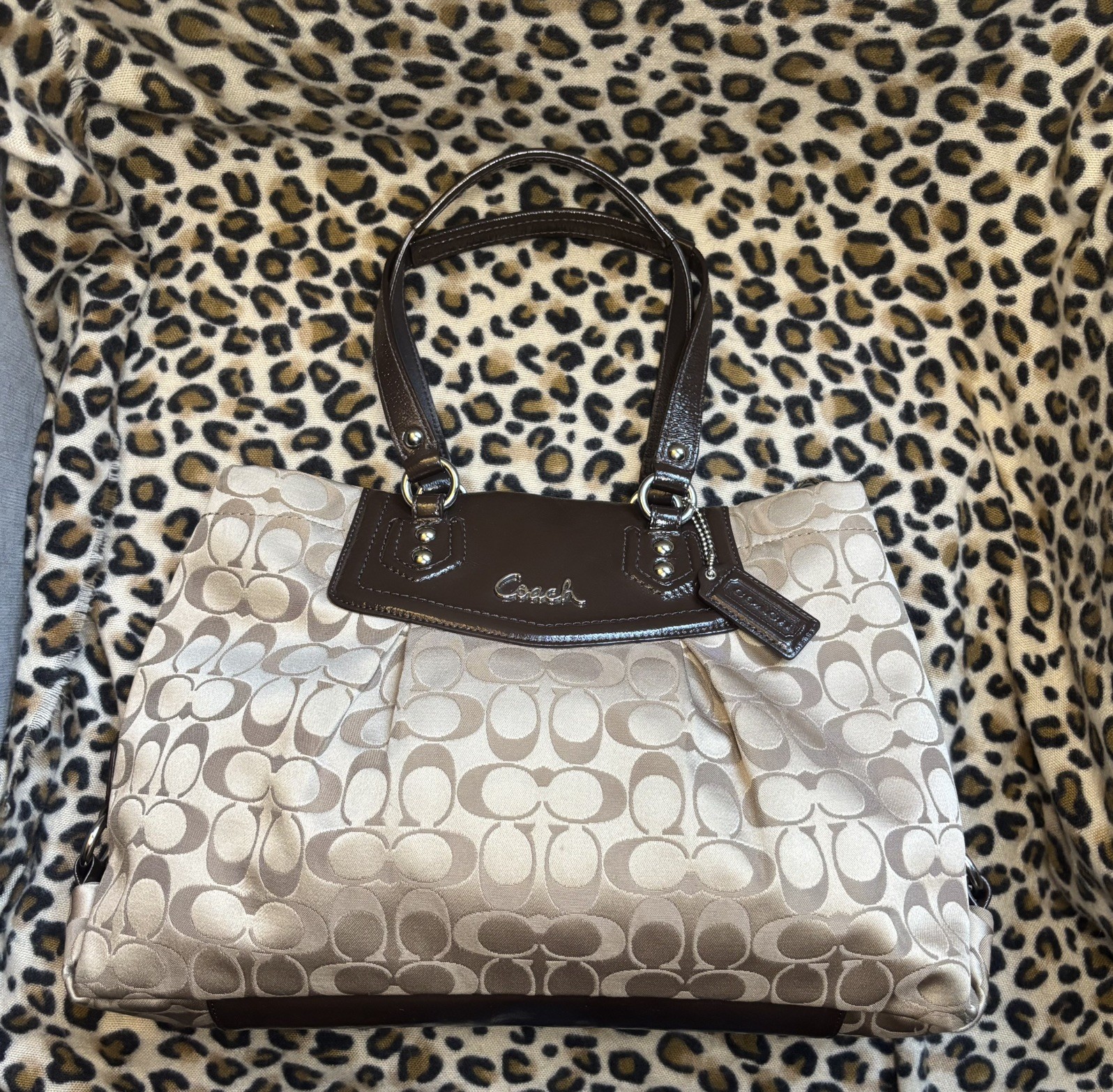 COACH F19244 2012 Ashley Signature Satchel EUC💜