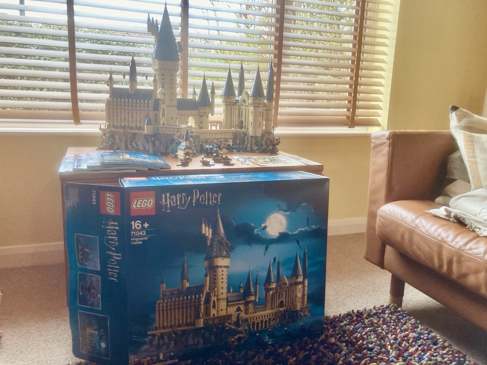 LEGO Hogwarts Castle 71043 Excellent Condition 100% Complete With box !!!