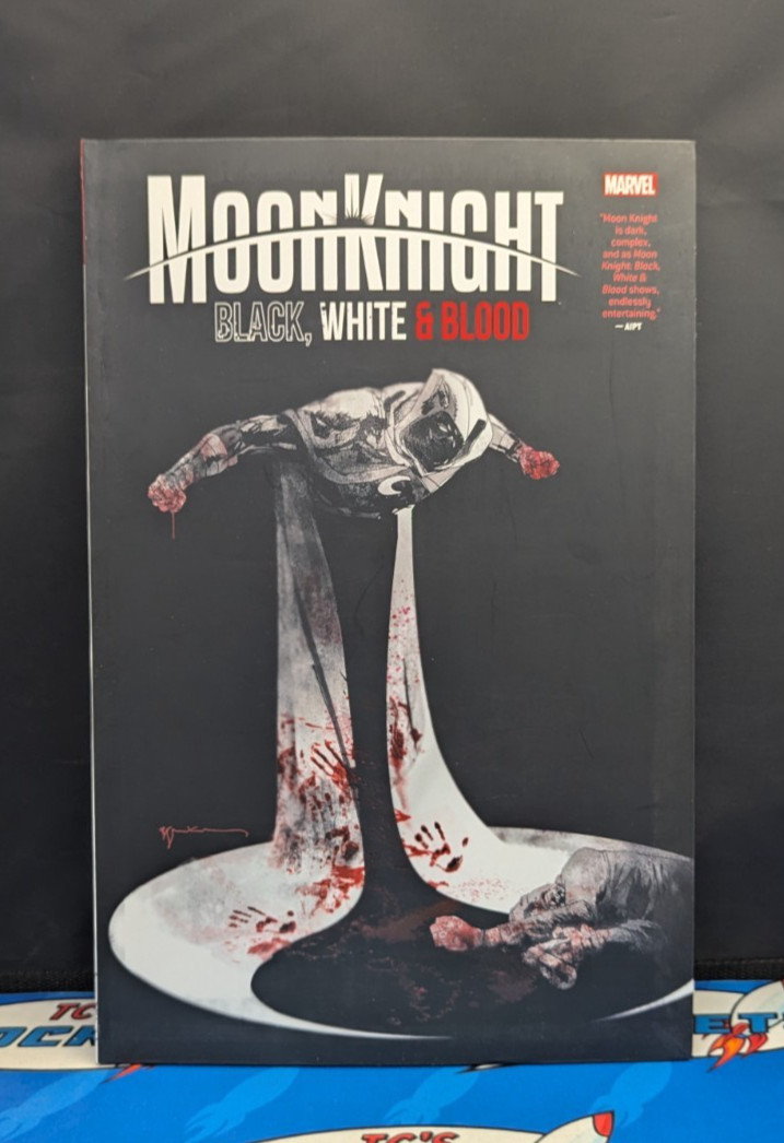 Moon Knight - Black, White & Blood - Graphic Novel Paperback