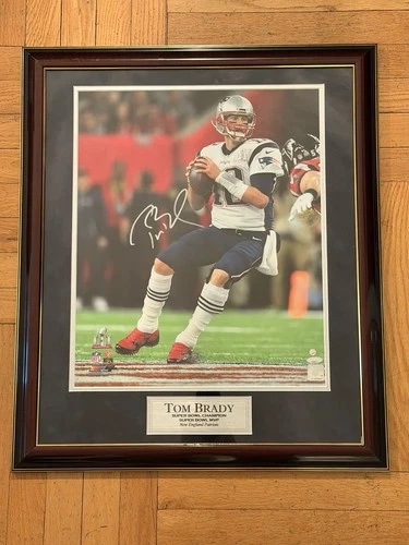 TOM BRADY SIGNED NEW ENGLAND PSTRIOTS SUPER BOWL MVP FRAMED 16x20 TRISTAR AUTH