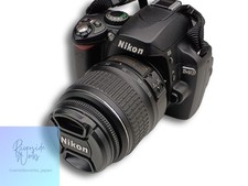 NIKON D40 Digital SLR Camera Body Only