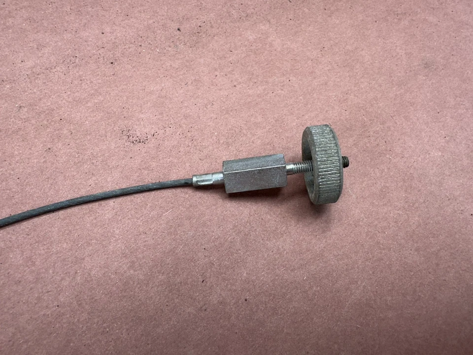 Кабель спидометра Speedo Bowden для BMW E12 528I 530I от оригинального производителя No79242 - Изображение 4 из 4