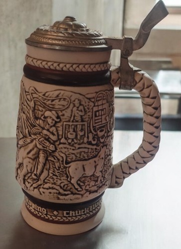 Taza Avon Stein 1980. Cattle Drive, Stage Coach, Roping, Chuck Wagon 475040 - Imagen 2 de 4