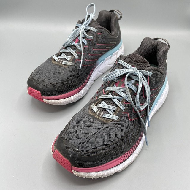 hoka w clifton 4