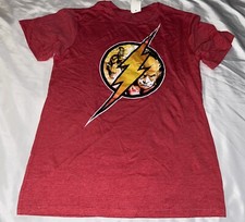 NWT Boy  s The Flash Short Sleeve T Shirt L Red A23 