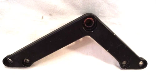 BRACKET, MOUNT RH (BLACK) | MODEL K5/K6