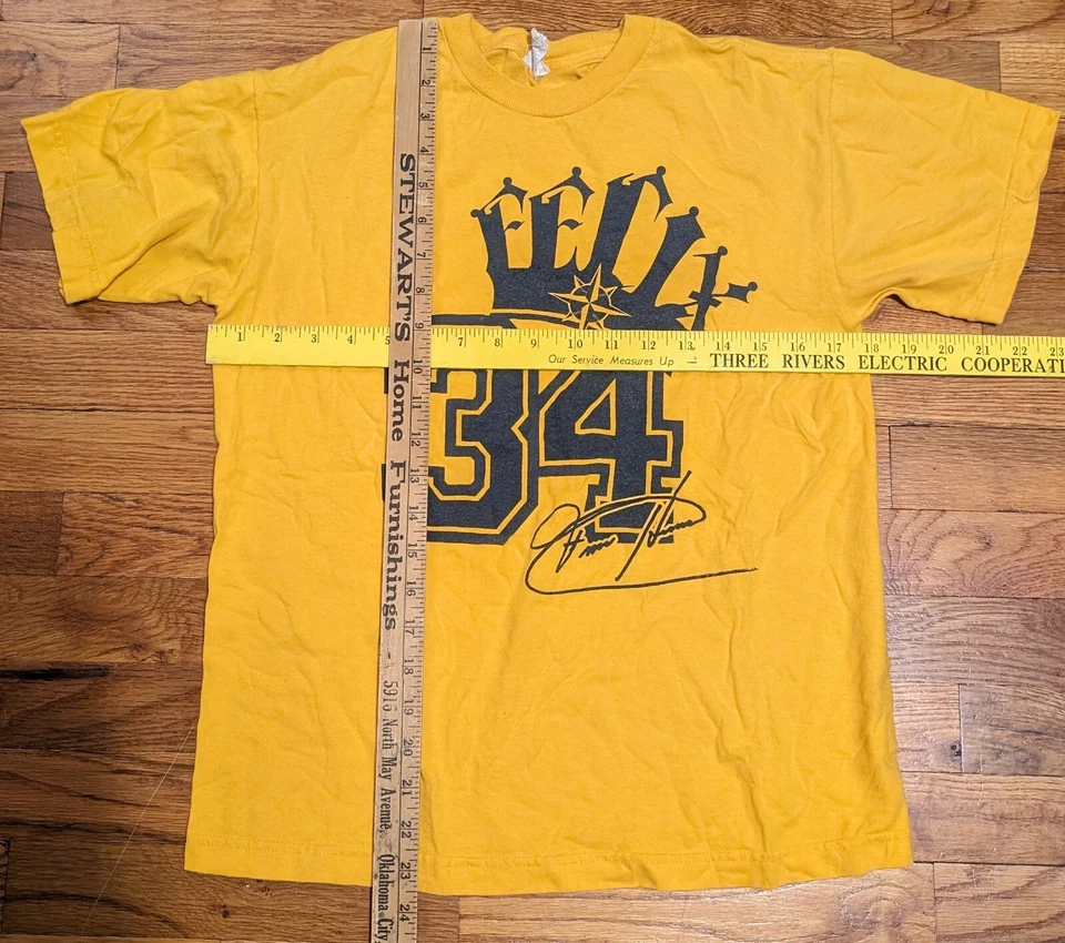 Felix Hernandez King's Court Shirt - YOUTH LARGE - Seattle Mariners Baseball SGA - Image 3 of 4