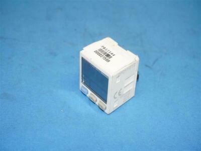 Sunx DPC-100 DPC100 Digital Pressure Sensor
