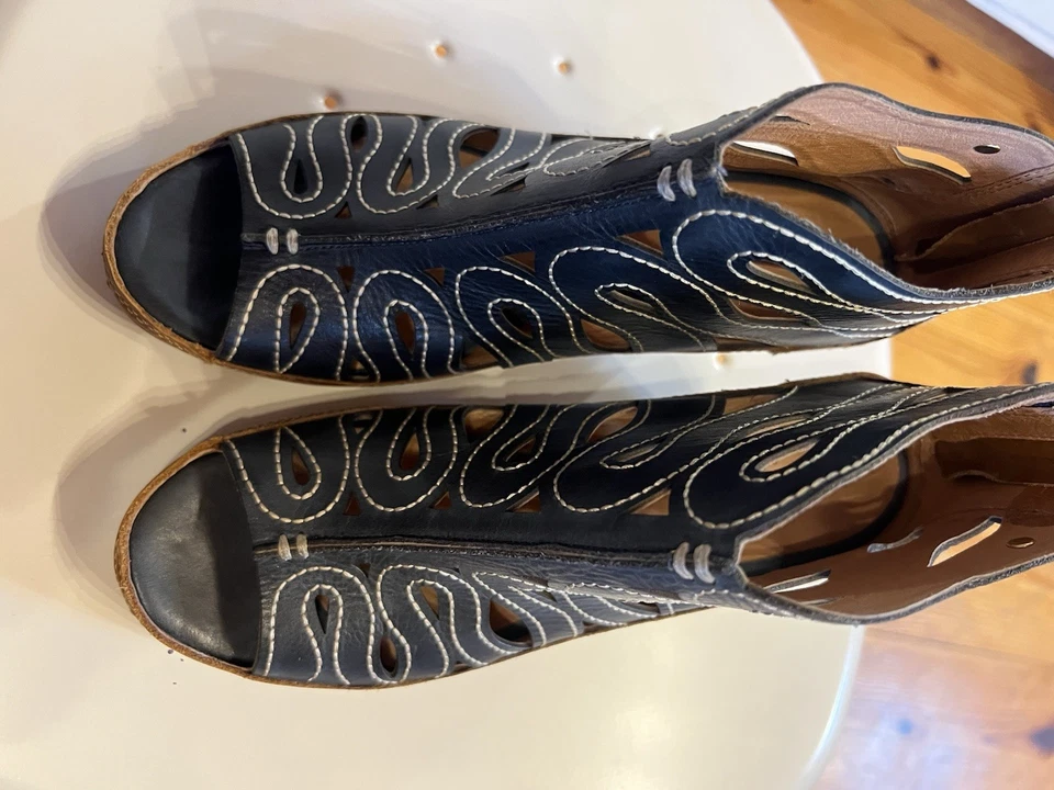 Pikolinos Mujer Cuña EU 39 Azul Recortes Espalda Cremallera Enjaulada Sandalias Zapatos Foto 2 de 4