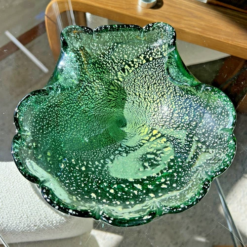 Murano Art Glass Bowl with Gold Aventurine – Emerald Green, Hand-Blown Sommerso