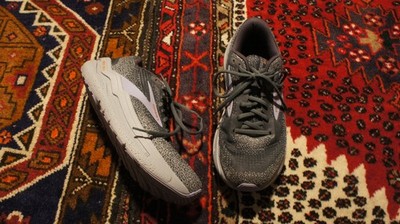 Brooks Ghost Max 2 Ebony Sweet Lavender Women's Shoes Size 10D