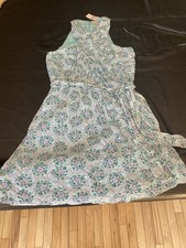 NWT Loft Womens Size Four Floral Summer Dress With Waist Tie Sleeveless