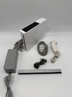 Nintendo Wii 512MB Spielkonsole - Weiß (35)