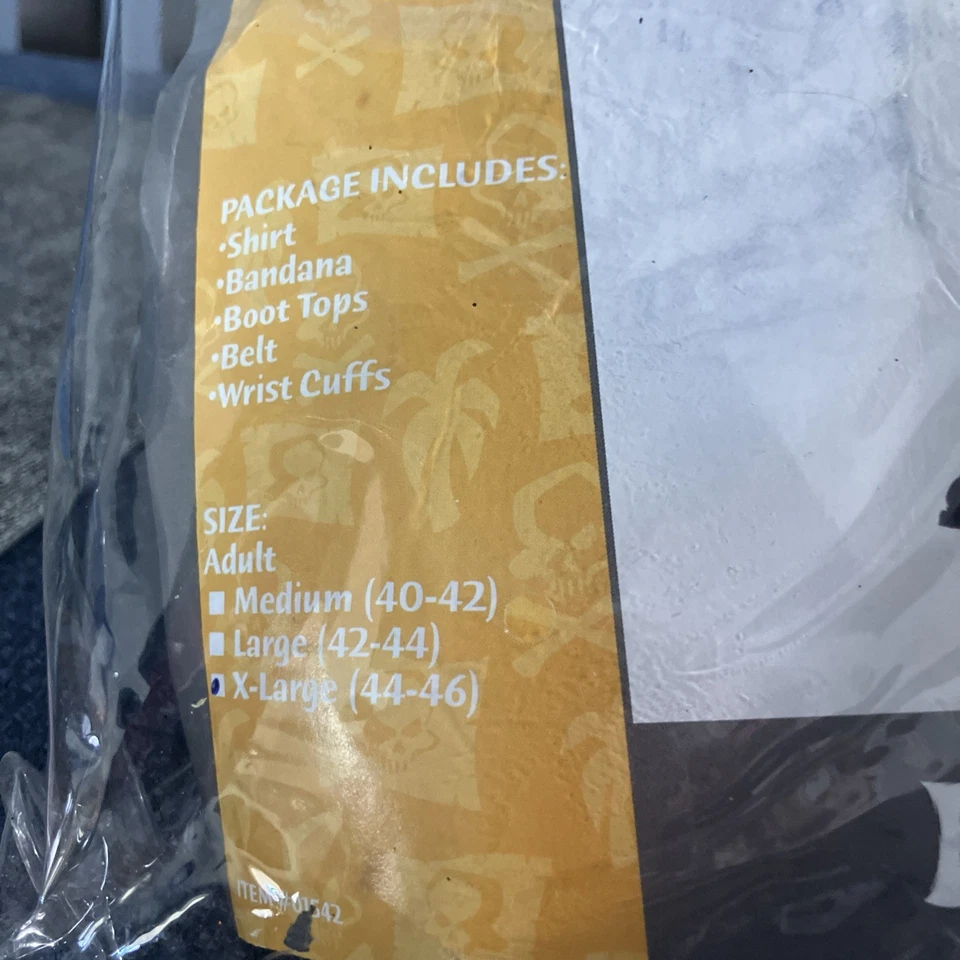 Disfraz de Halloween Corazón Negro El Pirata Para Hombre Negro 8 Piezas California XL Foto 3 de 4