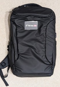 TikTok Live Black Lightweight USB Port and Cord and Internal Pockets. New