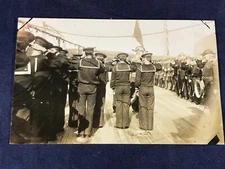 T3-70 VINTAGE MILITARY POST CARD - NAVY MEN BEING REVIEWED ON DECK - WW II ?