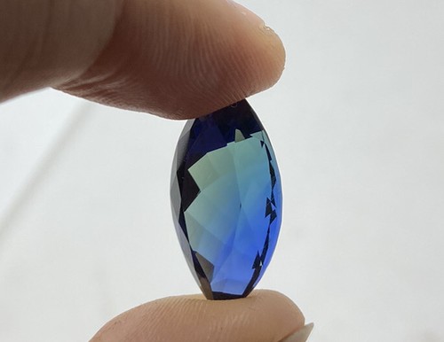 TANZANITA facetada verde-azul natural (12,47ct.) TANZANITA verde natural facetada - Imagen 11 de 12