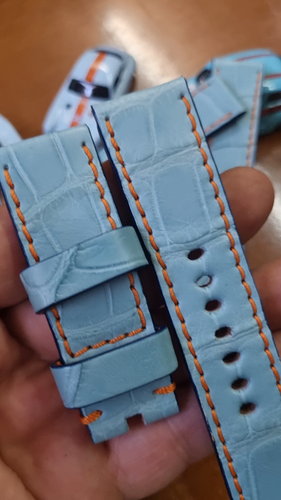 UHRENARMBAND ECHT ALLIGATOR BELLY HELL BLAU RACING GULF ORANGE HANDMADE MA STRAP - Video 1 of 1
