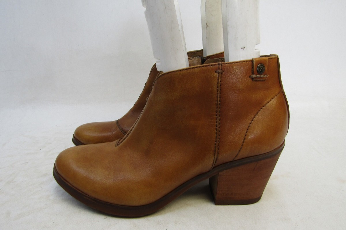 Bussola Tan Leather Booties‎ Boots Women’s 10 Preloved Bussola Brown Suede Laces Ankle Fashion Boots Bootie Size 38  main image 4