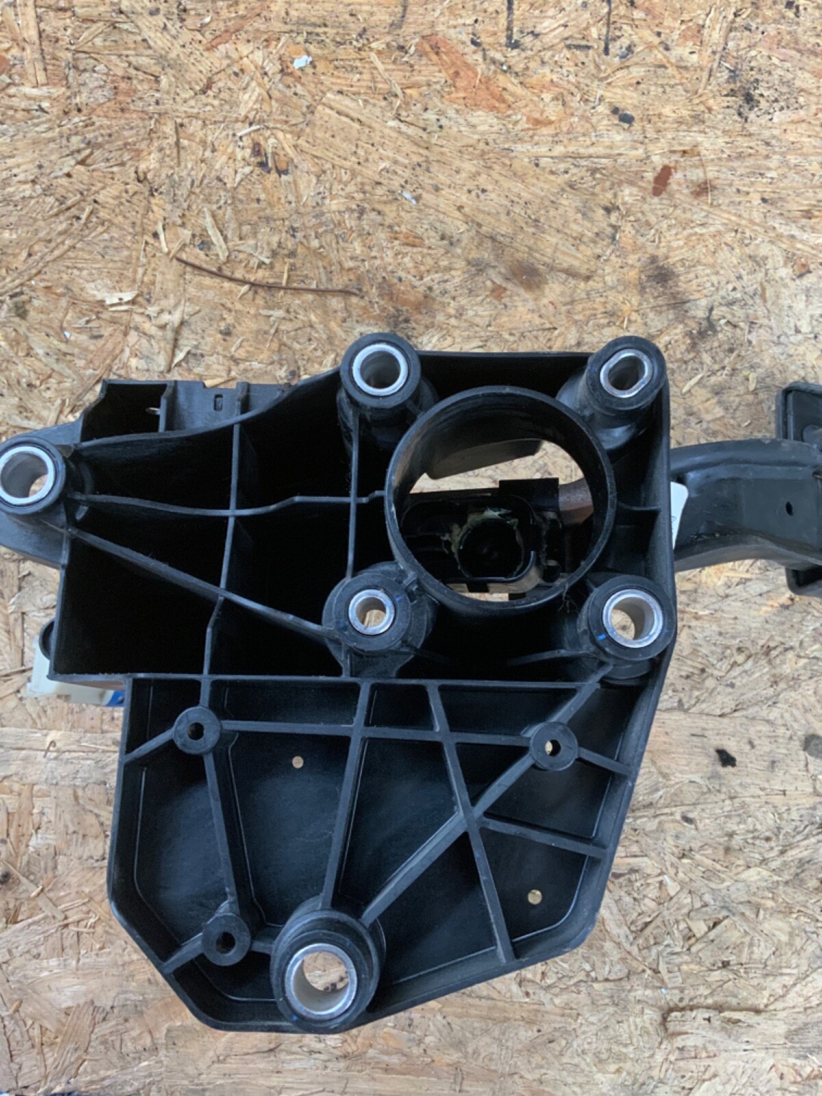 Picture 3 of 4