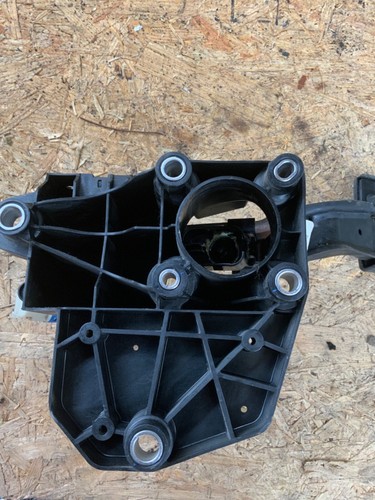 2013-2016 DODGE DART FRONT BRAKE STOP PEDAL & BRACKET SUPPORT MOUNT, OEM - Picture 3 of 4