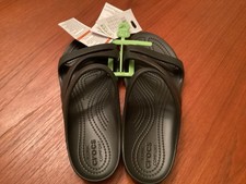 NWT Woman  s Crocs Black Kadee II Sandals Sz 8