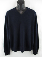 THE MEN'S STORE Bloomingdale  s 100 Cashmere V-Neck Sweater Size XL K885