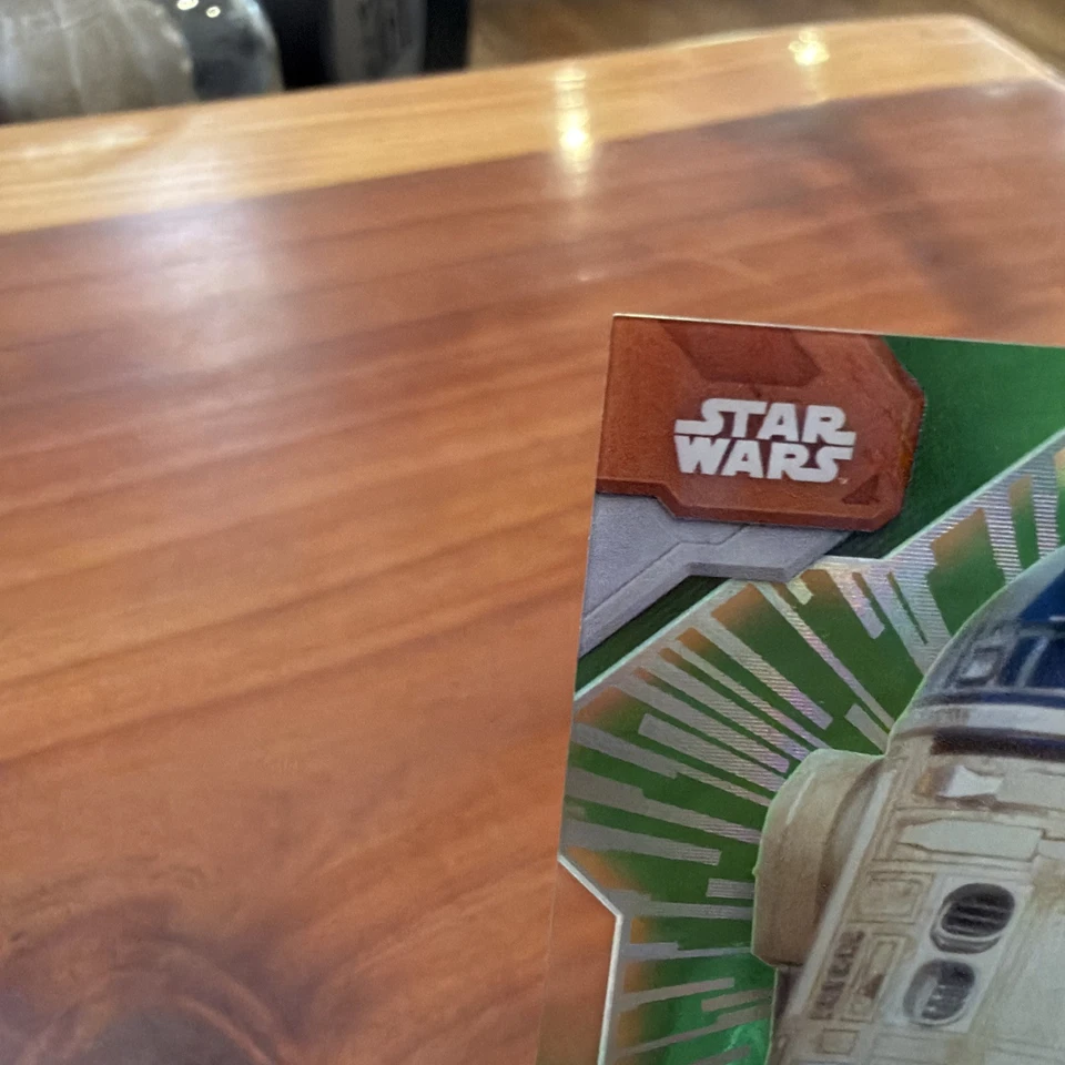 2024 TOPPS STAR WARS HIGH TEK R2-D2 green 03/10 - Image 3 of 4